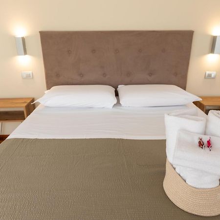 Lungomare Suite & Spa Naples Exterior photo