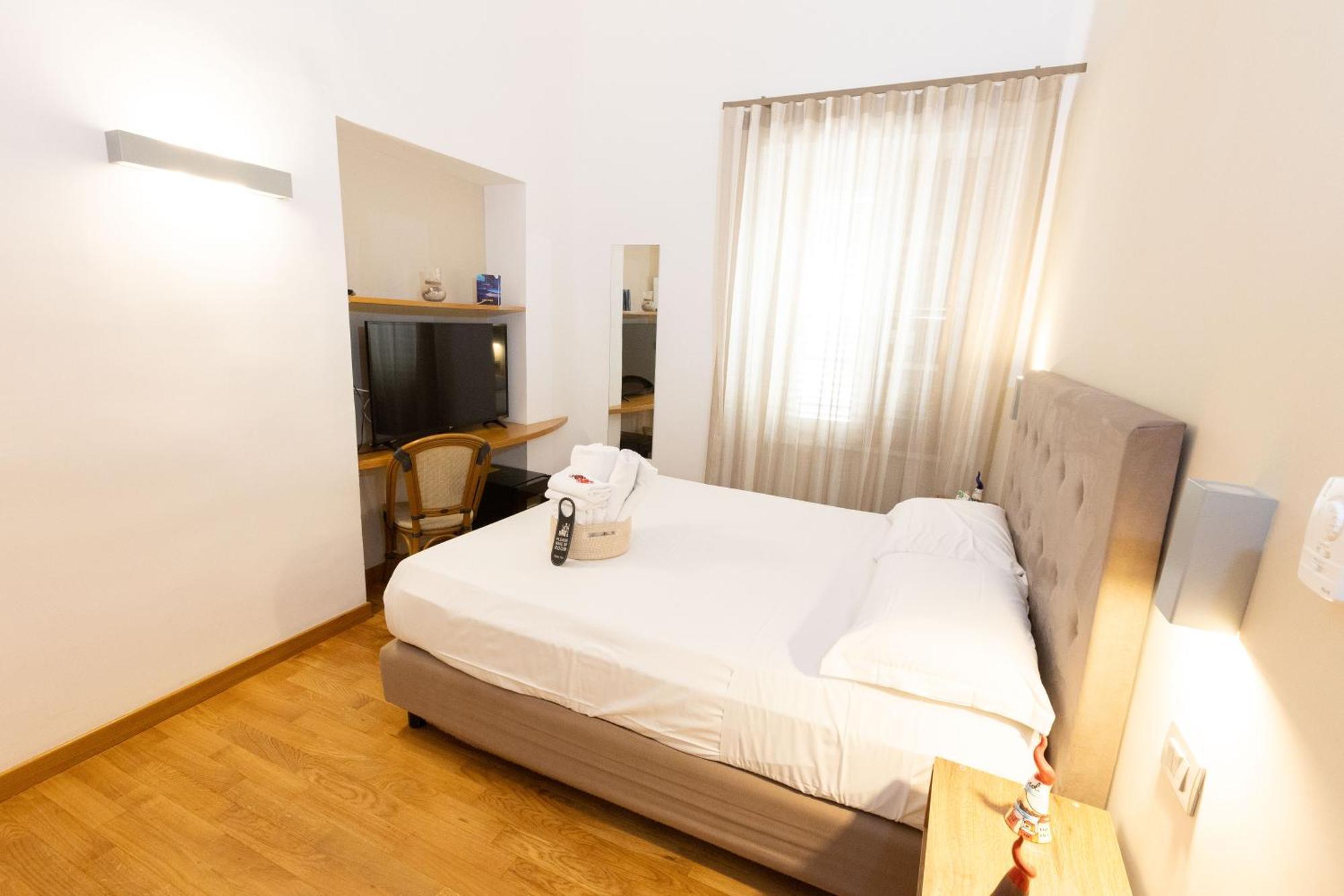 Lungomare Suite & Spa Naples Exterior photo